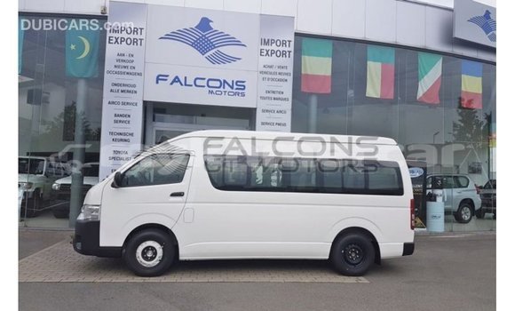 Buy Import Toyota Hiace White Car in Import - Dubai in Kampot Province Buy Import Toyota Hiace White Car in Import - Dubai in Kampot Province