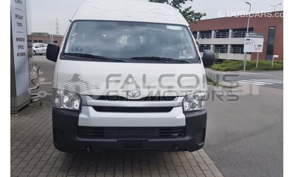 Buy Import Toyota Hiace White Car in Import - Dubai in Kampot Province Buy Import Toyota Hiace White Car in Import - Dubai in Kampot Province