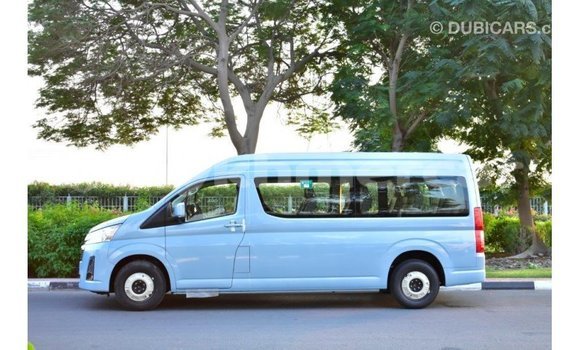 Acheter Import Voiture Toyota Hiace Bleu à Import - Dubai, Kampot Province Acheter Import Voiture Toyota Hiace Bleu à Import - Dubai, Kampot Province