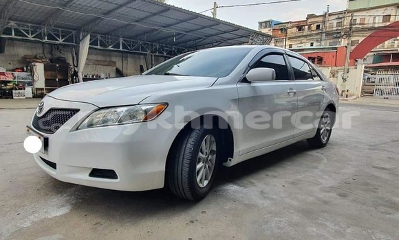 Buy Used Toyota Camry White Car in Phnom Penh in Phnom Penh Buy Used Toyota Camry White Car in Phnom Penh in Phnom Penh