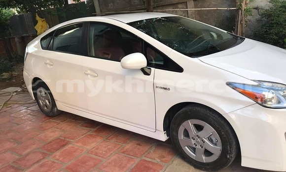 ទិញ បានប្រើ Toyota Prius White ឡាន} ក្នុង Phnom Penh ក្នុង Phnom Penh ទិញ បានប្រើ Toyota Prius White ឡាន} ក្នុង Phnom Penh ក្នុង Phnom Penh