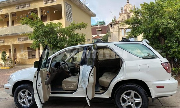 ទិញ បានប្រើ Lexus RX 300 White ឡាន} ក្នុង Phnom Penh ក្នុង Phnom Penh ទិញ បានប្រើ Lexus RX 300 White ឡាន} ក្នុង Phnom Penh ក្នុង Phnom Penh
