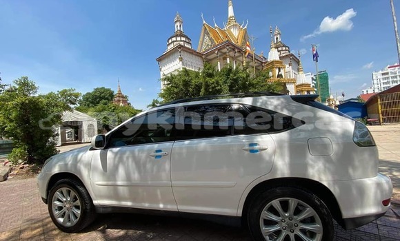 ទិញ បានប្រើ Lexus RX 330 White ឡាន} ក្នុង Phnom Penh ក្នុង Phnom Penh ទិញ បានប្រើ Lexus RX 330 White ឡាន} ក្នុង Phnom Penh ក្នុង Phnom Penh