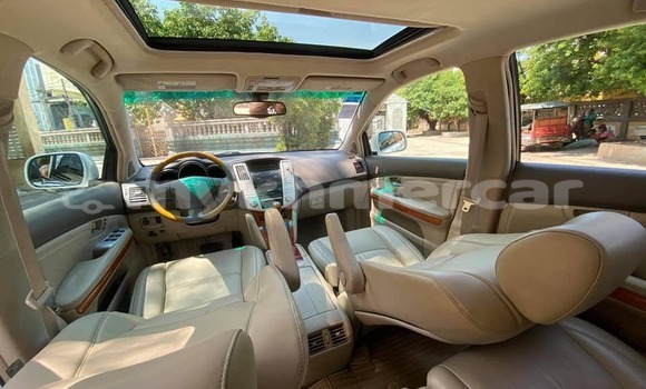 ទិញ បានប្រើ Lexus RX 330 White ឡាន} ក្នុង Phnom Penh ក្នុង Phnom Penh ទិញ បានប្រើ Lexus RX 330 White ឡាន} ក្នុង Phnom Penh ក្នុង Phnom Penh