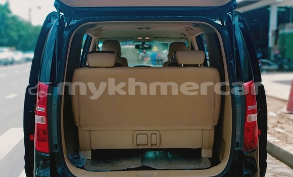 Buy Used Hyundai H1 Black Car in Phnom Penh in Phnom Penh Buy Used Hyundai H1 Black Car in Phnom Penh in Phnom Penh