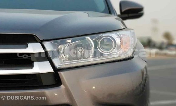 ទិញ នាំចូល Toyota Highlander Other ឡាន} ក្នុង Import - Dubai ក្នុង Kampot Province ទិញ នាំចូល Toyota Highlander Other ឡាន} ក្នុង Import - Dubai ក្នុង Kampot Province