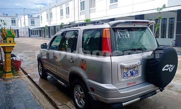 Buy Used Honda CR–V Silver Car in Phnom Penh in Phnom Penh Buy Used Honda CR–V Silver Car in Phnom Penh in Phnom Penh