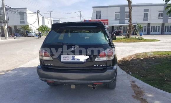 Buy Used Lexus RX 300 Black Car in Amleang in Kampong Speu Province Buy Used Lexus RX 300 Black Car in Amleang in Kampong Speu Province