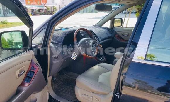 Buy Used Lexus RX 300 Black Car in Amleang in Kampong Speu Province Buy Used Lexus RX 300 Black Car in Amleang in Kampong Speu Province