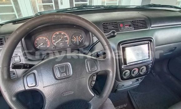 Buy Used Honda CR–V Silver Car in Amleang in Kampong Speu Province Buy Used Honda CR–V Silver Car in Amleang in Kampong Speu Province