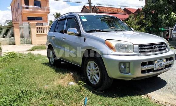Buy Used Toyota RAV4 Silver Car in Amleang in Kampong Speu Province Buy Used Toyota RAV4 Silver Car in Amleang in Kampong Speu Province