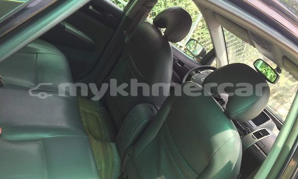 Buy Used Toyota Prius Black Car in Amleang in Kampong Speu Province Buy Used Toyota Prius Black Car in Amleang in Kampong Speu Province