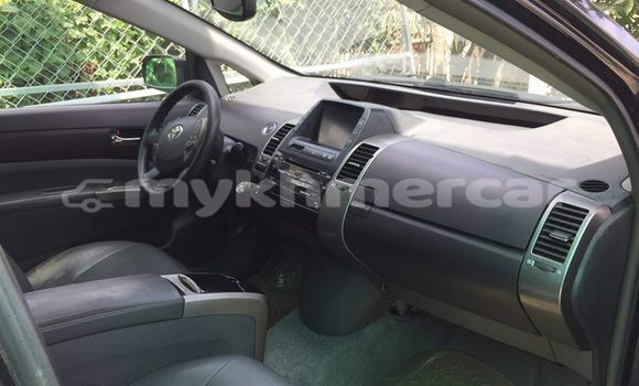 Buy Used Toyota Prius Black Car in Amleang in Kampong Speu Province Buy Used Toyota Prius Black Car in Amleang in Kampong Speu Province
