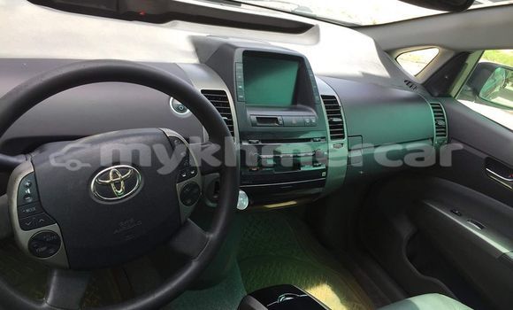 Buy Used Toyota Prius Black Car in Amleang in Kampong Speu Province Buy Used Toyota Prius Black Car in Amleang in Kampong Speu Province