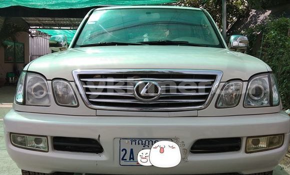 Buy Used Lexus LX White Car in Amleang in Kampong Speu Province Buy Used Lexus LX White Car in Amleang in Kampong Speu Province