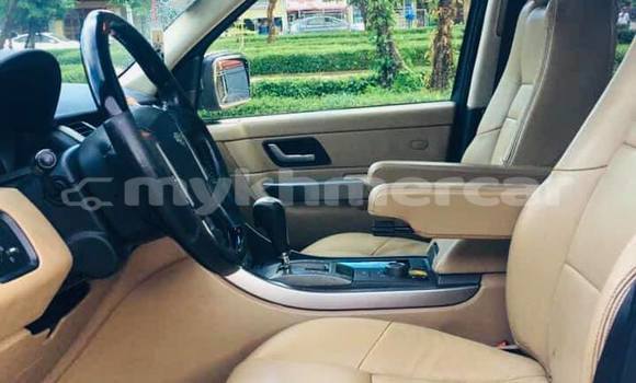 Acheter Occasion Voiture Land Rover Range Rover Sport Gris à Amleang, Kampong Speu Province Acheter Occasion Voiture Land Rover Range Rover Sport Gris à Amleang, Kampong Speu Province