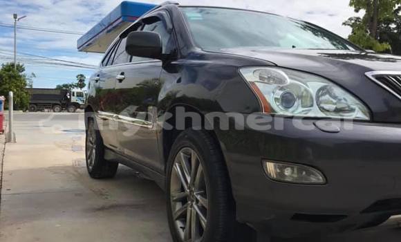 Acheter Occasion Voiture Lexus RX 330 Noir à Amleang, Kampong Speu Province Acheter Occasion Voiture Lexus RX 330 Noir à Amleang, Kampong Speu Province