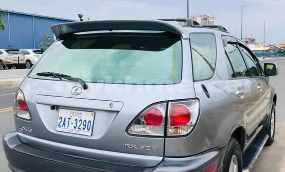 Acheter Occasion Voiture Lexus RX 300 Autre à Amleang, Kampong Speu Province Acheter Occasion Voiture Lexus RX 300 Autre à Amleang, Kampong Speu Province