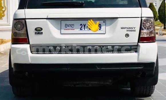 Acheter Occasion Voiture Land Rover Range Rover Sport Blanc à Amleang, Kampong Speu Province Acheter Occasion Voiture Land Rover Range Rover Sport Blanc à Amleang, Kampong Speu Province