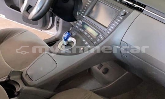 Buy Used Toyota Prius Silver Car in Banlung in Ratanakiri Province Buy Used Toyota Prius Silver Car in Banlung in Ratanakiri Province