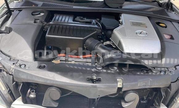 Buy Used Lexus RX Silver Car in Banlung in Ratanakiri Province Buy Used Lexus RX Silver Car in Banlung in Ratanakiri Province