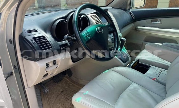 Buy Used Lexus RX Silver Car in Banlung in Ratanakiri Province Buy Used Lexus RX Silver Car in Banlung in Ratanakiri Province