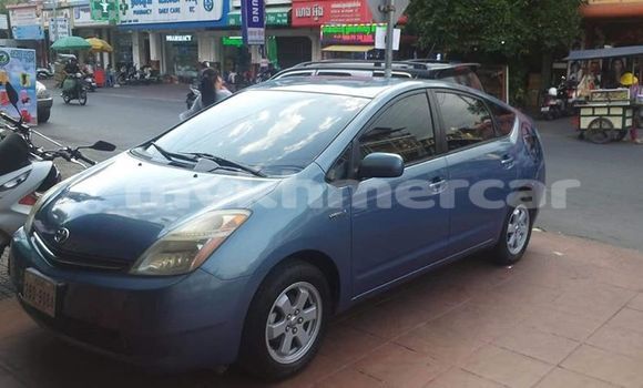 Buy Used Toyota Prius Blue Car in Banlung in Ratanakiri Province Buy Used Toyota Prius Blue Car in Banlung in Ratanakiri Province