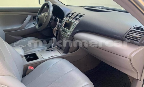 Buy Used Toyota Camry Silver Car in Banlung in Ratanakiri Province Buy Used Toyota Camry Silver Car in Banlung in Ratanakiri Province