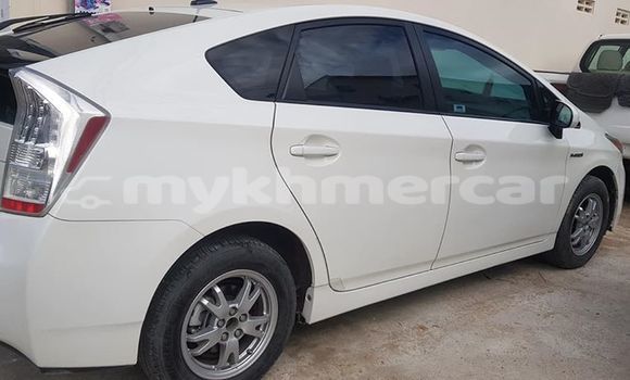 ទិញ បានប្រើ Toyota Prius White ឡាន} ក្នុង Phnom Penh ក្នុង Phnom Penh ទិញ បានប្រើ Toyota Prius White ឡាន} ក្នុង Phnom Penh ក្នុង Phnom Penh