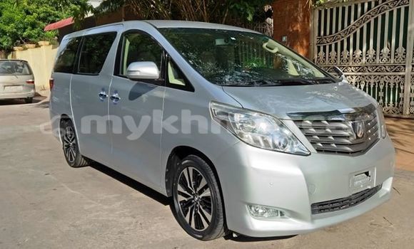 Buy Used Toyota Alphard Silver Car in Phnom Penh in Phnom Penh Buy Used Toyota Alphard Silver Car in Phnom Penh in Phnom Penh
