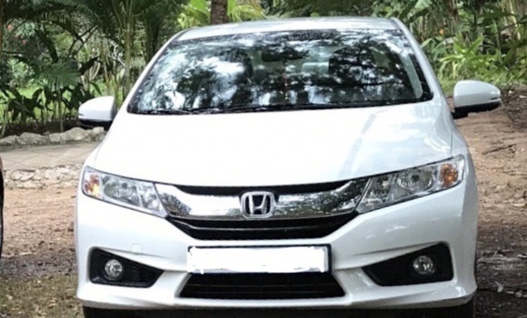 Buy Used Honda City White Car in Phnom Penh in Phnom Penh