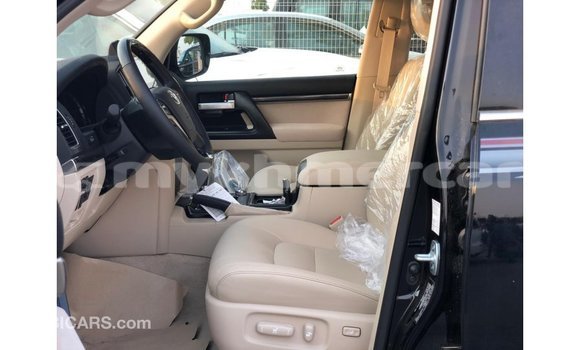 Buy Import Toyota Land Cruiser Black Car in Import - Dubai in Kampot Province Buy Import Toyota Land Cruiser Black Car in Import - Dubai in Kampot Province