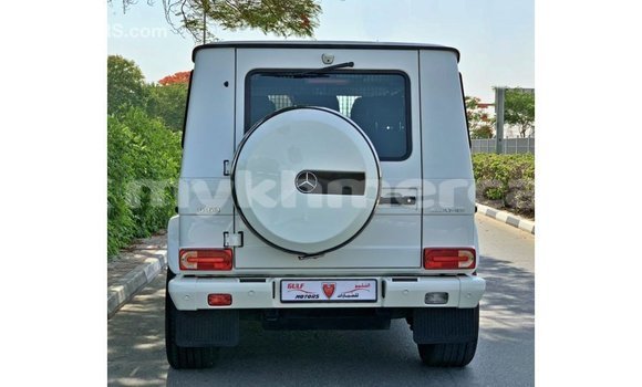 Acheter Import Voiture Mercedes-Benz 190 (W201) Blanc à Import - Dubai, Kampot Province Acheter Import Voiture Mercedes-Benz 190 (W201) Blanc à Import - Dubai, Kampot Province