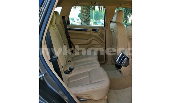 ទិញ នាំចូល Porsche Cayenne Brown ឡាន} ក្នុង Import - Dubai ក្នុង Kampot Province ទិញ នាំចូល Porsche Cayenne Brown ឡាន} ក្នុង Import - Dubai ក្នុង Kampot Province