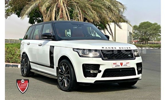 Buy Import Land Rover Range Rover White Car in Import - Dubai in Kampot Province