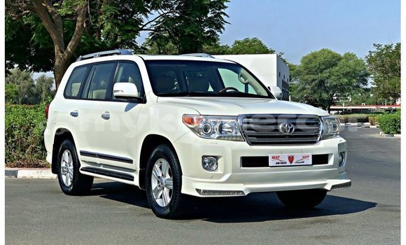 ទិញ នាំចូល Toyota Land Cruiser White ឡាន} ក្នុង Import - Dubai ក្នុង Kampot Province ទិញ នាំចូល Toyota Land Cruiser White ឡាន} ក្នុង Import - Dubai ក្នុង Kampot Province