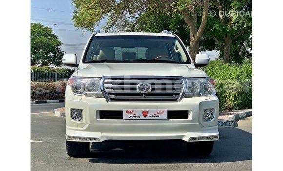 ទិញ នាំចូល Toyota Land Cruiser White ឡាន} ក្នុង Import - Dubai ក្នុង Kampot Province ទិញ នាំចូល Toyota Land Cruiser White ឡាន} ក្នុង Import - Dubai ក្នុង Kampot Province