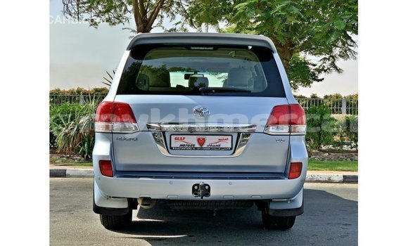 ទិញ នាំចូល Toyota Land Cruiser Blue ឡាន} ក្នុង Import - Dubai ក្នុង Kampot Province ទិញ នាំចូល Toyota Land Cruiser Blue ឡាន} ក្នុង Import - Dubai ក្នុង Kampot Province