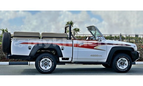 Acheter Import Voiture Nissan Patrol Blanc à Import - Dubai, Kampot Province Acheter Import Voiture Nissan Patrol Blanc à Import - Dubai, Kampot Province