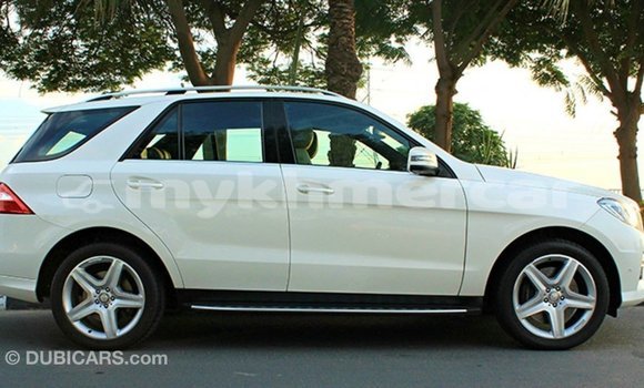 ទិញ នាំចូល Mercedes-Benz 190 (W201) White ឡាន} ក្នុង Import - Dubai ក្នុង Kampot Province ទិញ នាំចូល Mercedes-Benz 190 (W201) White ឡាន} ក្នុង Import - Dubai ក្នុង Kampot Province