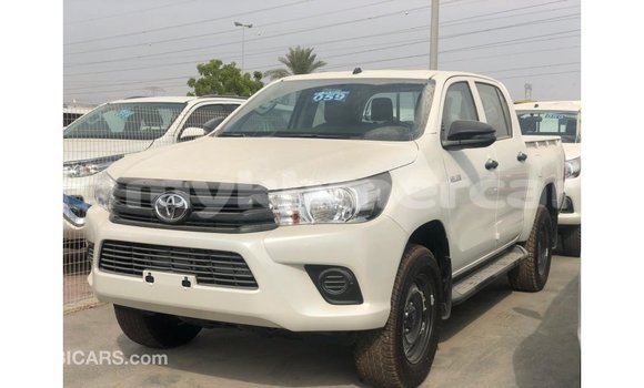 Buy Import Toyota Hilux White Car in Import - Dubai in Kampot Province Buy Import Toyota Hilux White Car in Import - Dubai in Kampot Province
