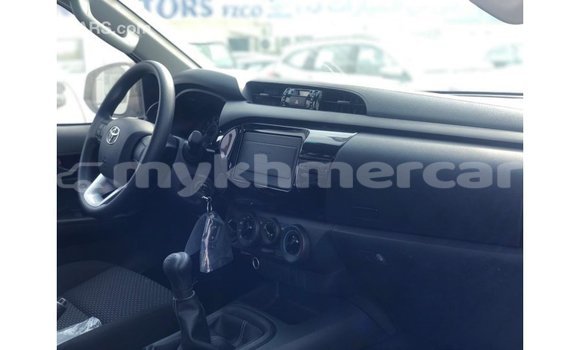 Buy Import Toyota Hilux White Car in Import - Dubai in Kampot Province Buy Import Toyota Hilux White Car in Import - Dubai in Kampot Province
