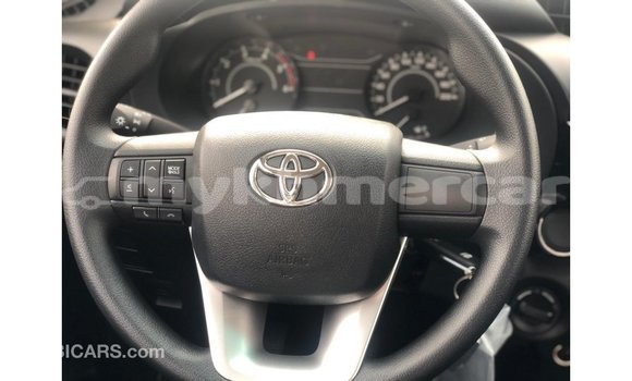 Buy Import Toyota Hilux White Car in Import - Dubai in Kampot Province Buy Import Toyota Hilux White Car in Import - Dubai in Kampot Province