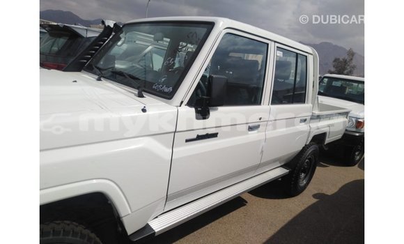 ទិញ នាំចូល Toyota Land Cruiser White ឡាន} ក្នុង Import - Dubai ក្នុង Kampot Province ទិញ នាំចូល Toyota Land Cruiser White ឡាន} ក្នុង Import - Dubai ក្នុង Kampot Province