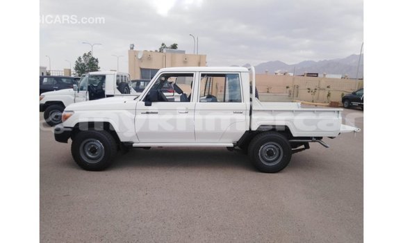 ទិញ នាំចូល Toyota Land Cruiser White ឡាន} ក្នុង Import - Dubai ក្នុង Kampot Province ទិញ នាំចូល Toyota Land Cruiser White ឡាន} ក្នុង Import - Dubai ក្នុង Kampot Province