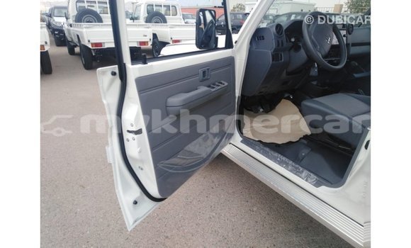 ទិញ នាំចូល Toyota Land Cruiser White ឡាន} ក្នុង Import - Dubai ក្នុង Kampot Province ទិញ នាំចូល Toyota Land Cruiser White ឡាន} ក្នុង Import - Dubai ក្នុង Kampot Province