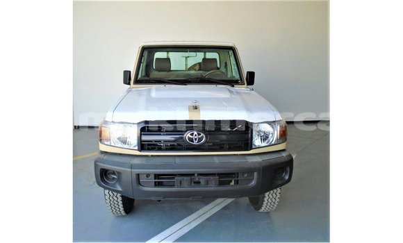 Buy Import Toyota Land Cruiser Beige Car in Import - Dubai in Kampot Province