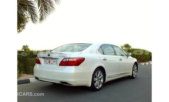 ទិញ នាំចូល Lexus LS White ឡាន} ក្នុង Import - Dubai ក្នុង Kampot Province ទិញ នាំចូល Lexus LS White ឡាន} ក្នុង Import - Dubai ក្នុង Kampot Province