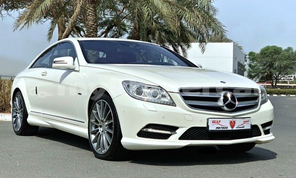 Buy Import Mercedes-Benz 190 (W201) White Car in Import - Dubai in Kampot Province