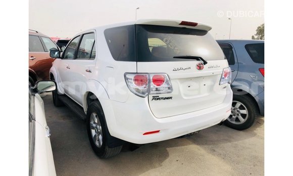 ទិញ នាំចូល Toyota Fortuner White ឡាន} ក្នុង Import - Dubai ក្នុង Kampot Province ទិញ នាំចូល Toyota Fortuner White ឡាន} ក្នុង Import - Dubai ក្នុង Kampot Province